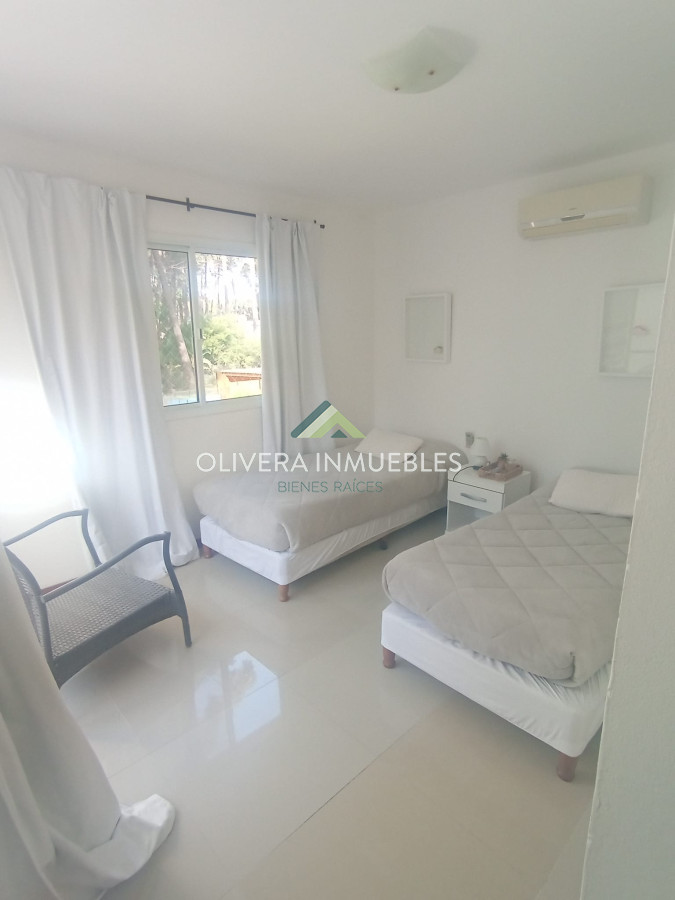 Casa ID.13760 - Hermosa casa en venta, Solanas country-Punta del Este