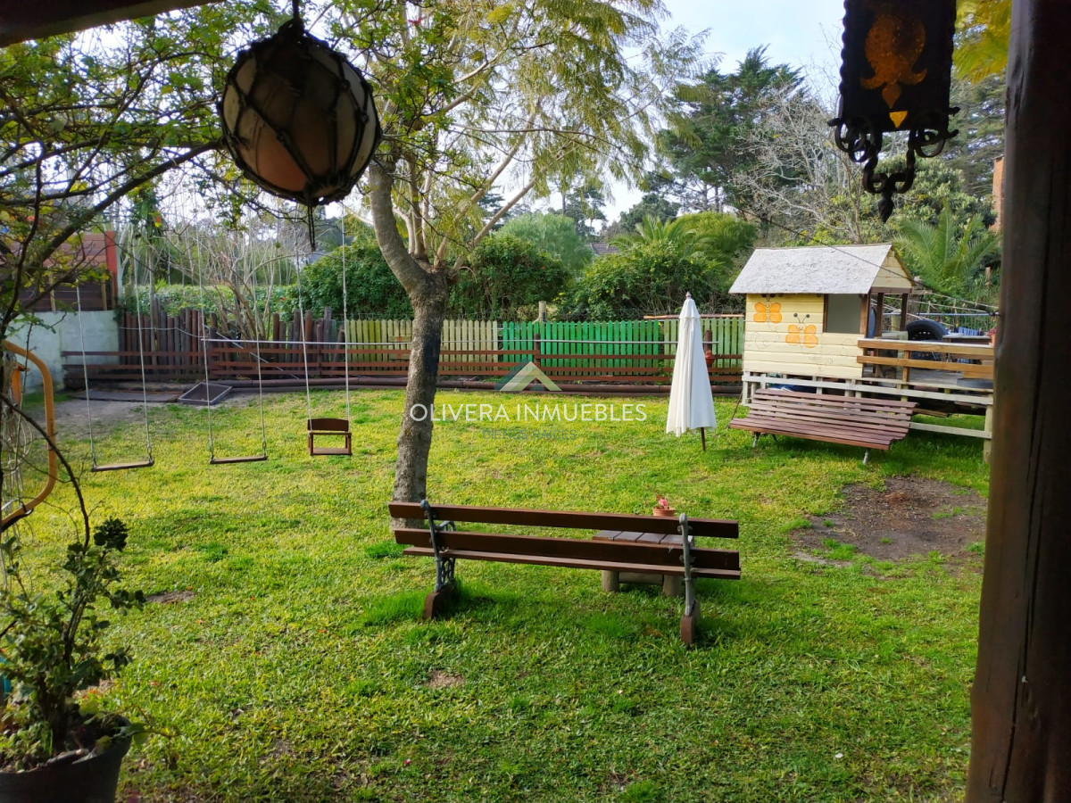 Casa ID.4035 - Casa a metros del mar ALQUILER anual y temporal.