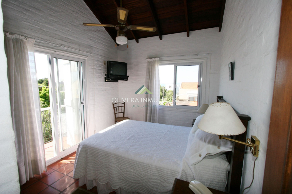 Casa ID.5608 - Alquiler en La Barra