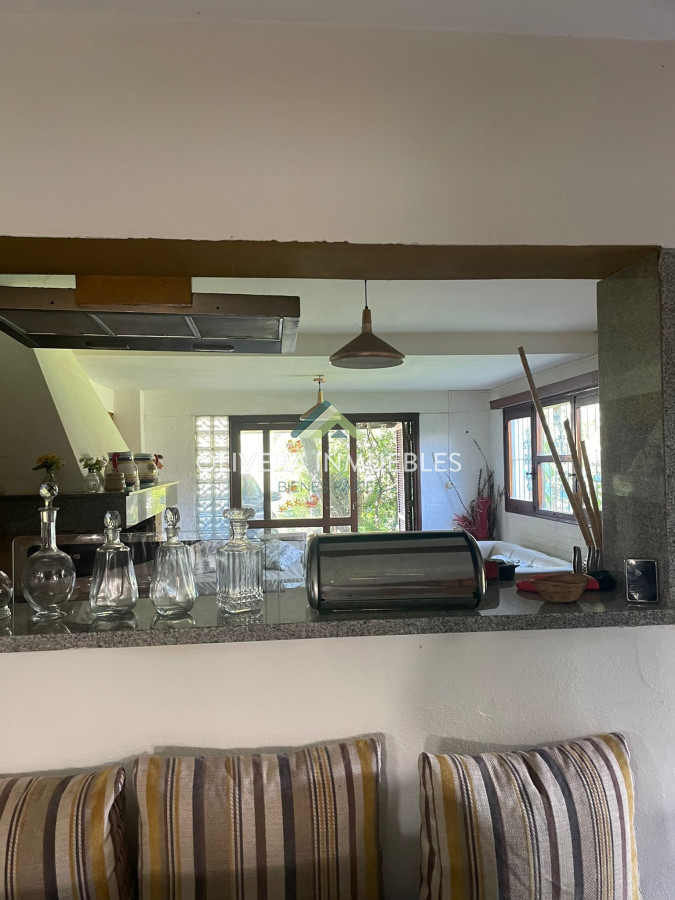 Casa ID.9818 - Casa en venta, 6 dormitorios Punta del Este