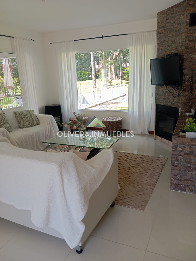 Casa ID.13760 - Hermosa casa en venta, Solanas country-Punta del Este