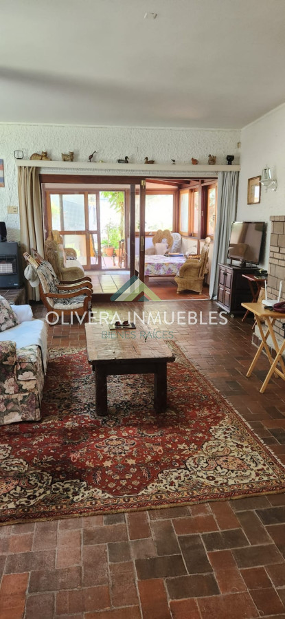 Casa ID.11155 - Casa en alquiler de temporada, zona Cantegril Punta del Este