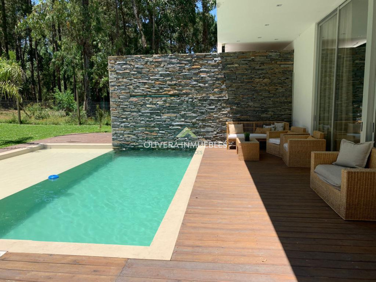 Casa ID.8770 - Alquiler de Verano Moderna y amplia casa para pasar unas vacaciones excelentes!! 
