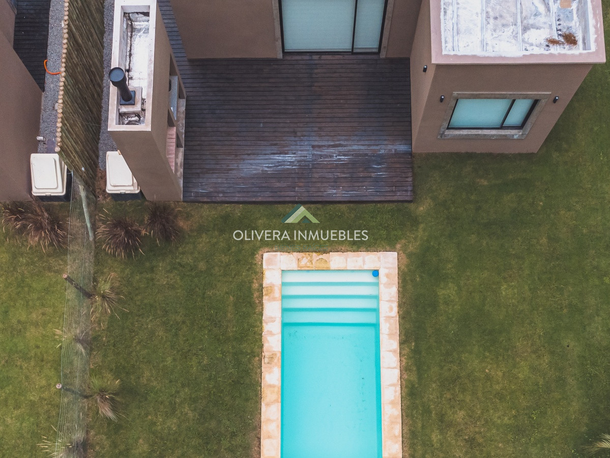 Casa ID.9922 - VENTA DE CASAS EN BARRIO PRIVADO