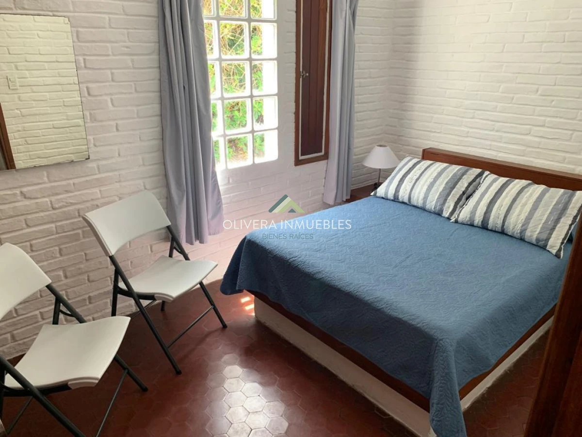 Casa ID.13899 - Alquiler anual a pasos del mar