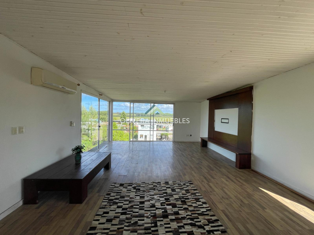 Casa ID.11390 - Casa en Venta con renta, Lausana Maldonado 