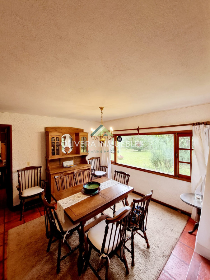 Casa ID.10990 - Alquiler de verano! Casa de 4 dormitorios, 3 baños. Barbacoa abierta, cancha de tennis. Gran jardín!