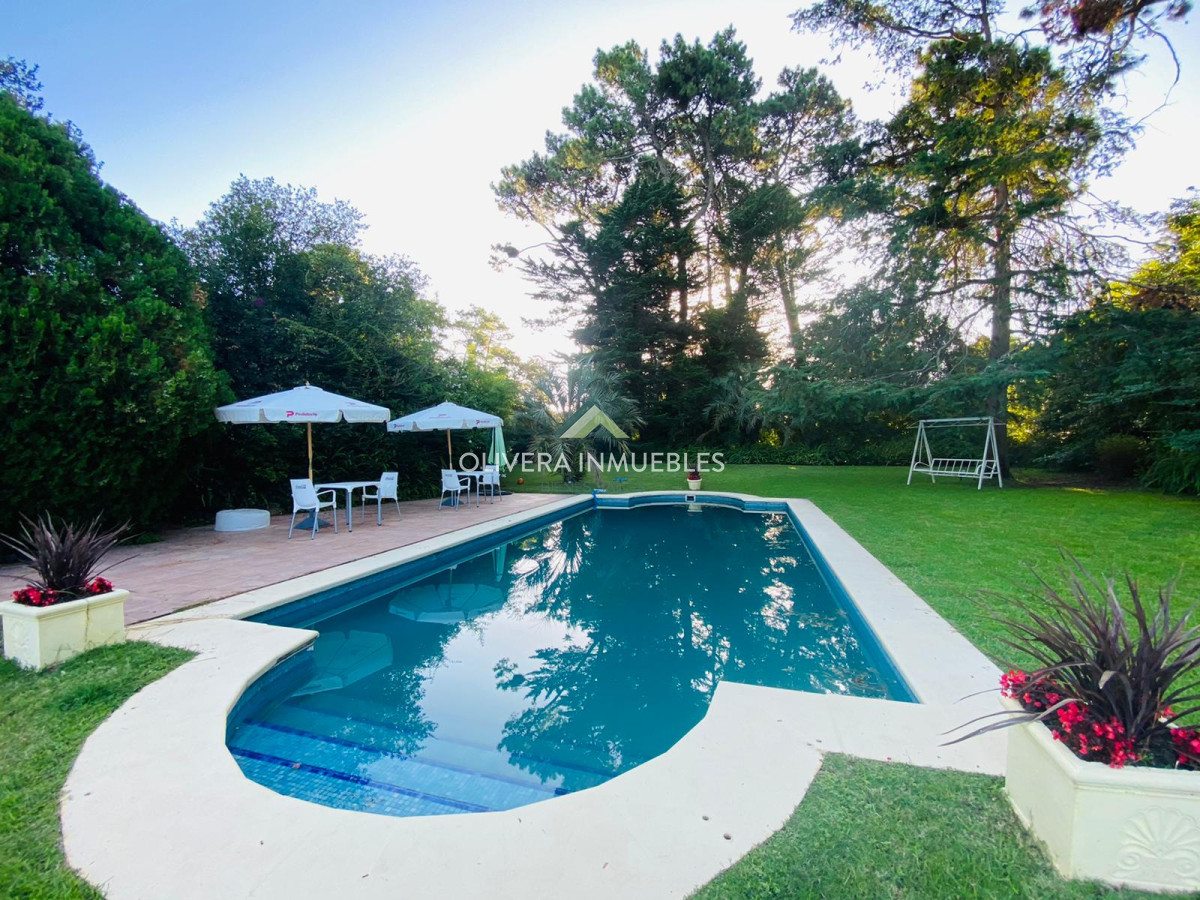 Casa ID.5745 - Hermosa casa en venta y alquiler temporal. 