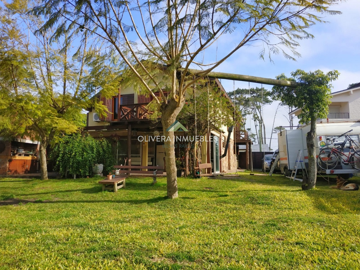 Casa ID.4035 - Casa a metros del mar ALQUILER anual y temporal.