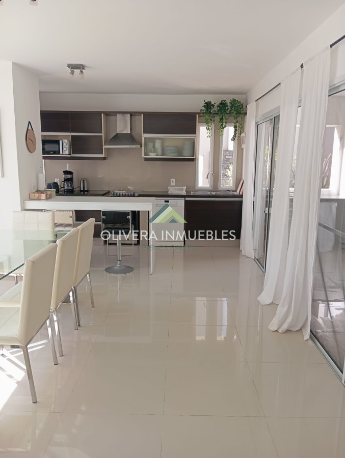 Casa ID.13760 - Hermosa casa en venta, Solanas country-Punta del Este