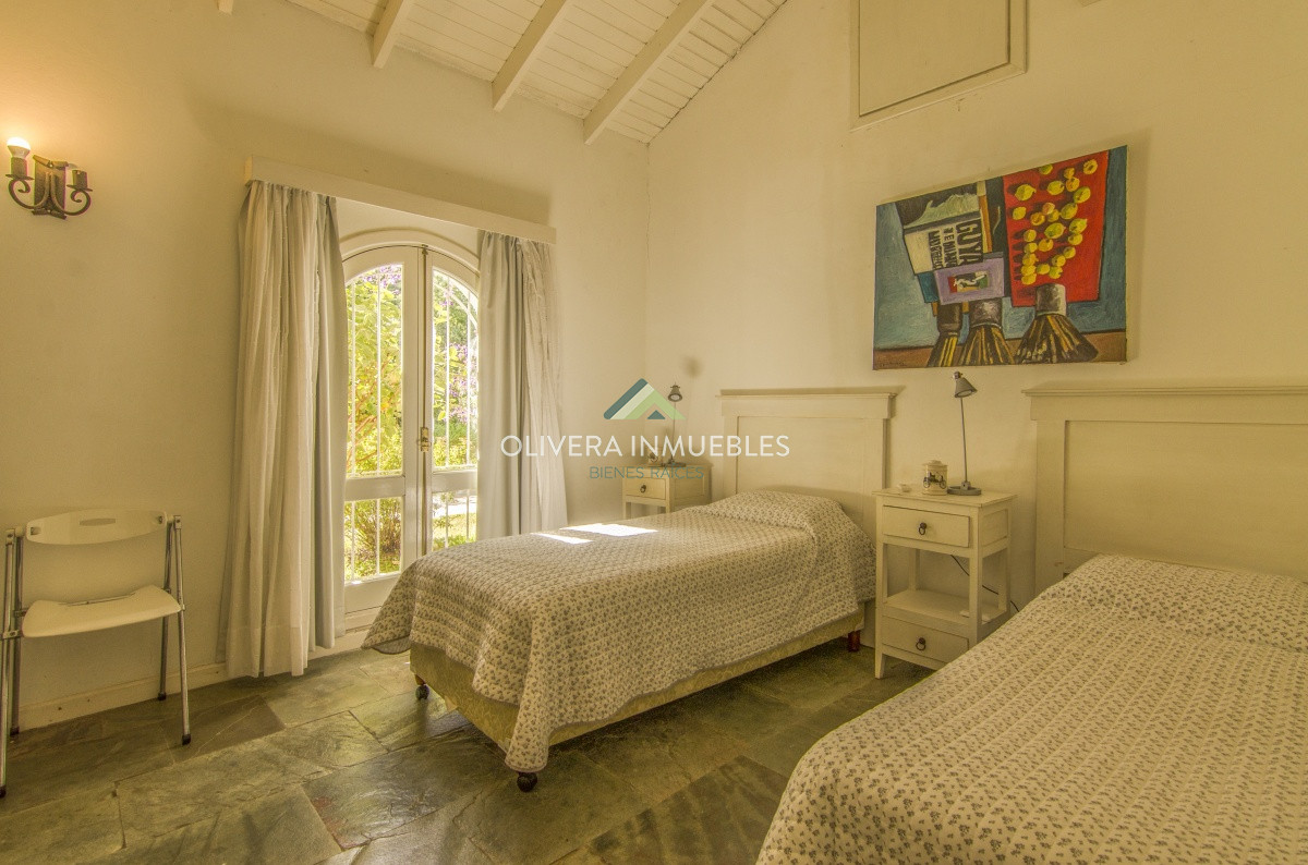 Casa ID.10002 - VENTA DE CASA DE 4 DORMITORIOS EN SAN RAFAEL PUNTA DEL ESTE 