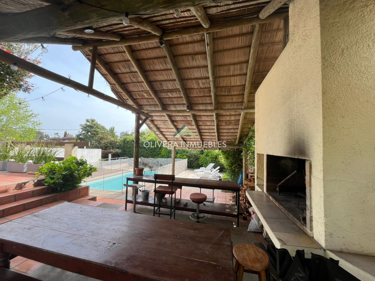 Casa ID.13856 - Hermosa casa con piscina en alquiler de temporada, Mansa Punta del Este