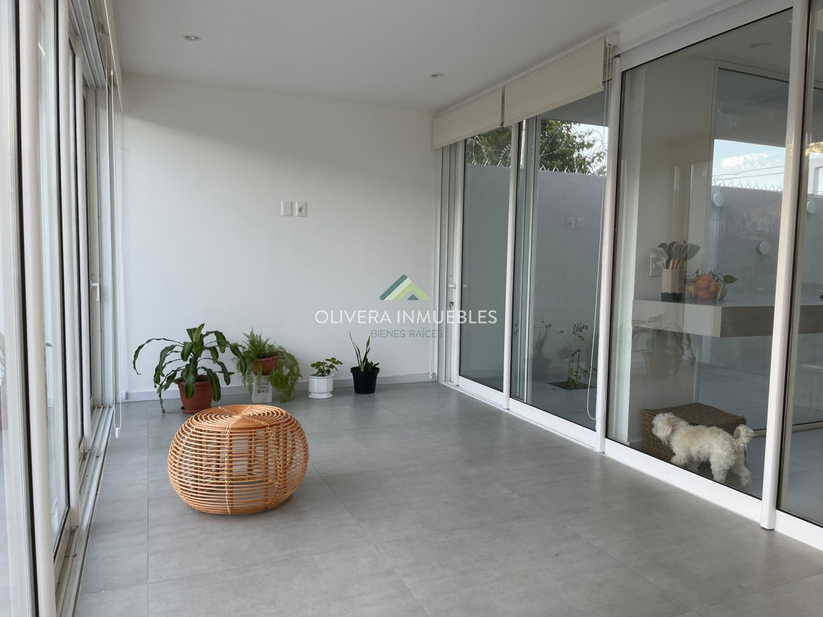 Casa ID.11157 - Exclusiva casa en venta con piscina climatizada,Montevideo