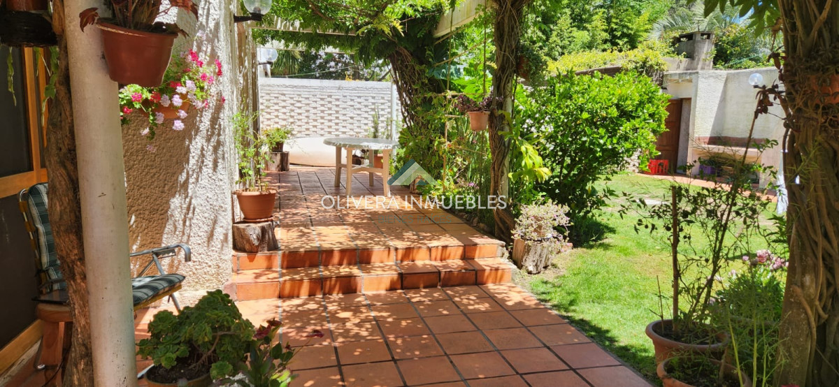 Casa ID.11155 - Casa en alquiler de temporada, zona Cantegril Punta del Este