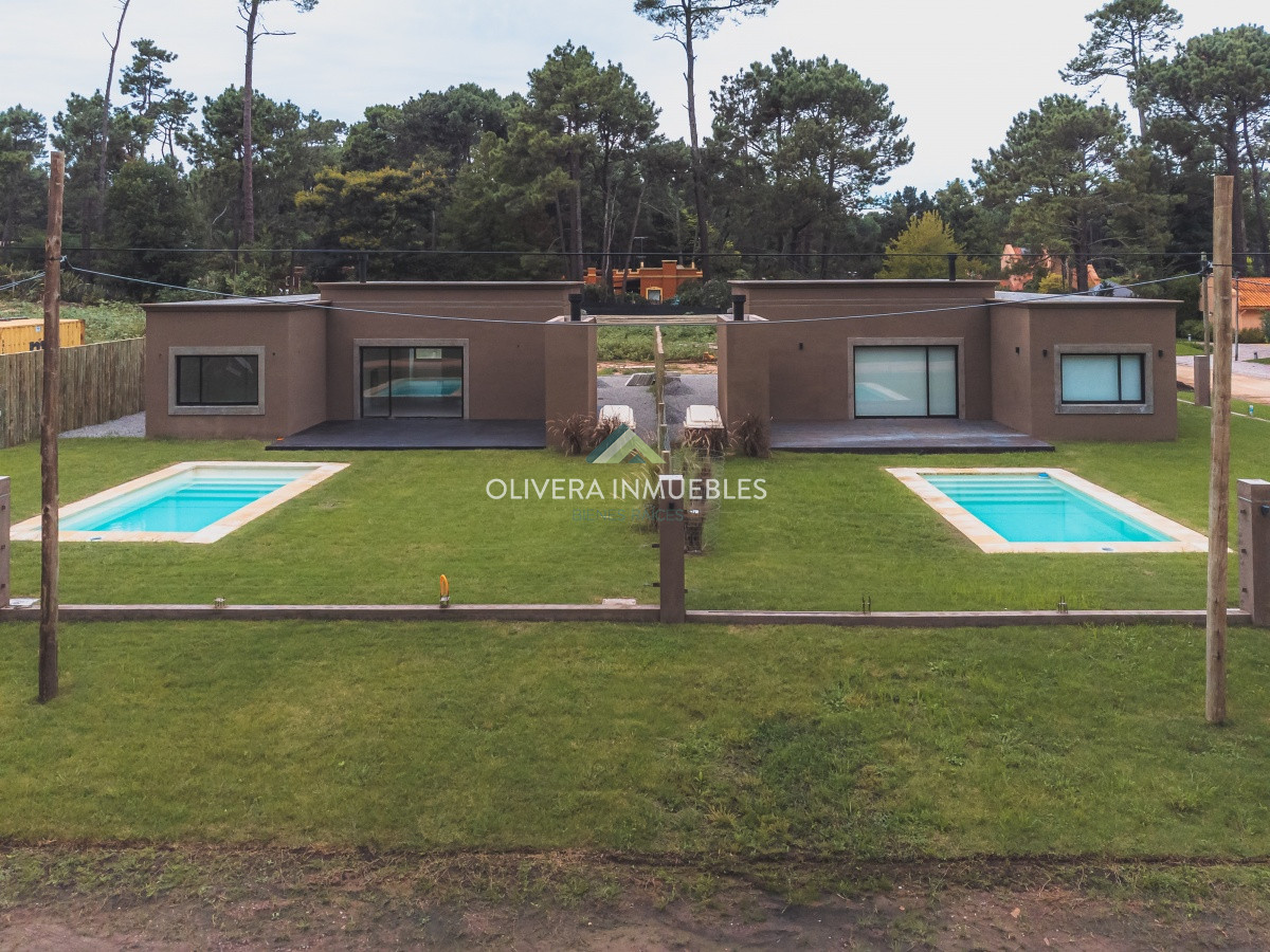 Casa ID.9922 - VENTA DE CASAS EN BARRIO PRIVADO
