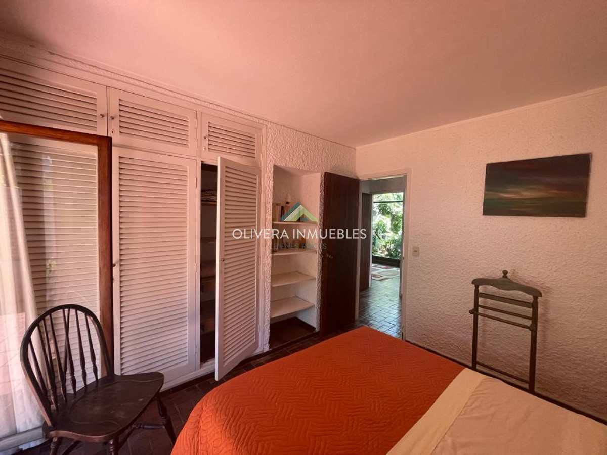 Casa ID.11155 - Casa en alquiler de temporada, zona Cantegril Punta del Este