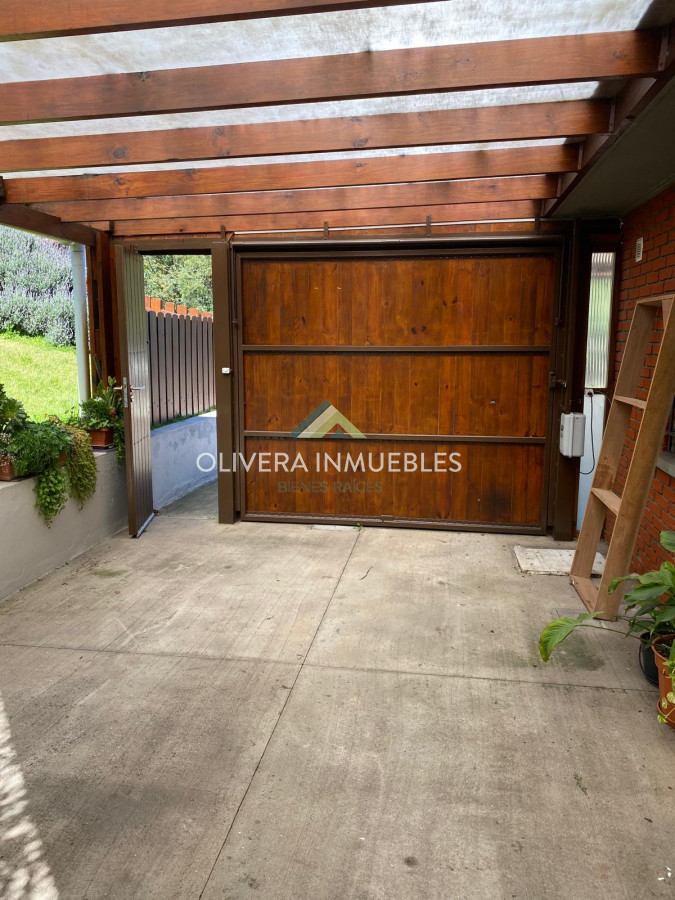Casa ID.12732 - CHALET EN VENTA 3 DOR Y DEPENDENCIA EN PLAYA MANSA (PUNTA DEL ESTE)