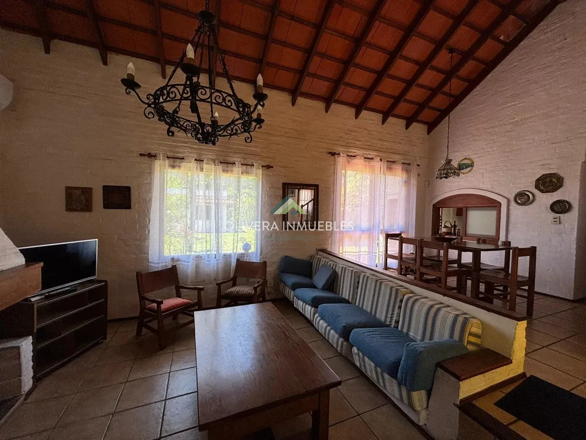 Casa ID.13877 - Chalet en venta, excelente estado en Pinares, Punta del Este