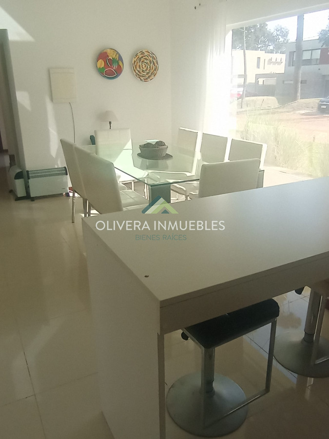 Casa ID.13760 - Hermosa casa en venta, Solanas country-Punta del Este
