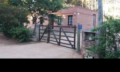 Casa en venta de 3 dormitorios. Impecable estado