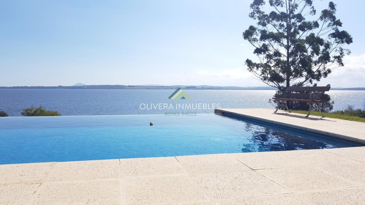 Chacra ID.3835 - Lujosa chacra en la Laguna del Sauce.