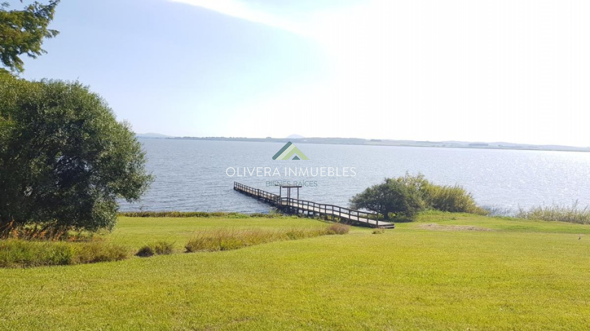 Chacra ID.3835 - Lujosa chacra en la Laguna del Sauce.