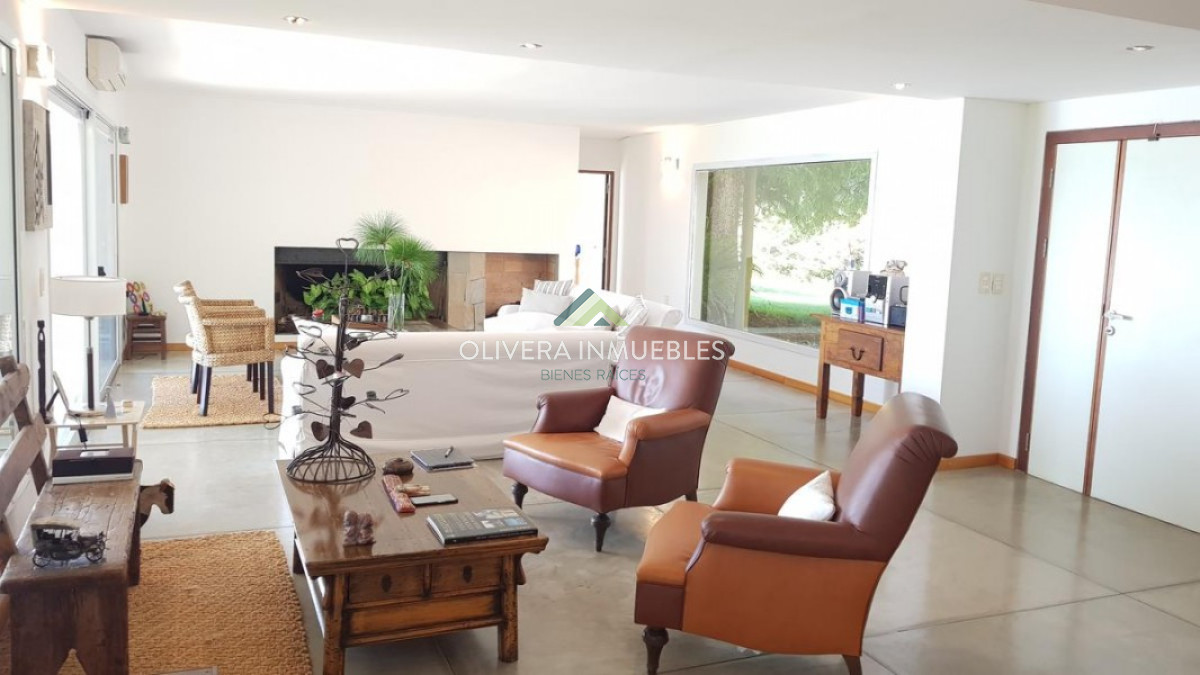 Chacra ID.3835 - Lujosa chacra en la Laguna del Sauce.