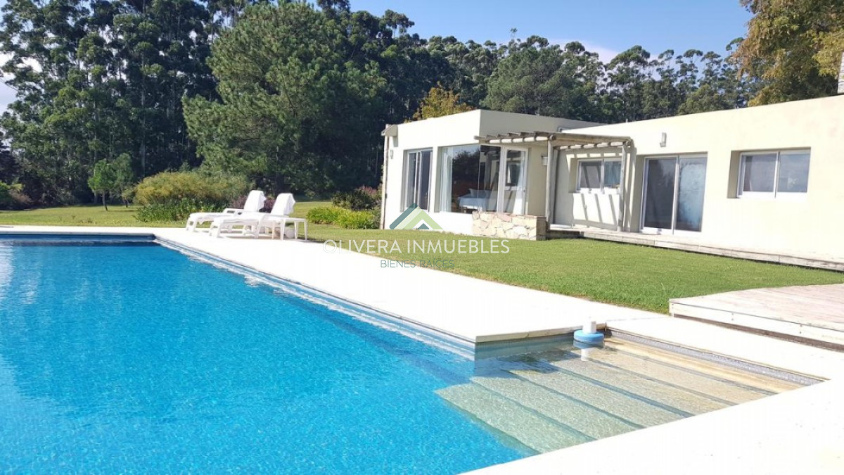 Chacra ID.3835 - Lujosa chacra en la Laguna del Sauce.