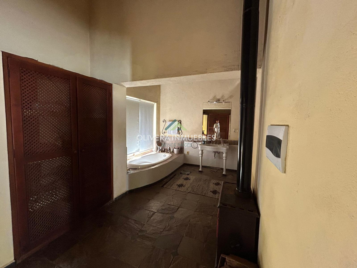 Campo Ref.11392 - Campo con casa-hotel en venta ubicado en Mariscala