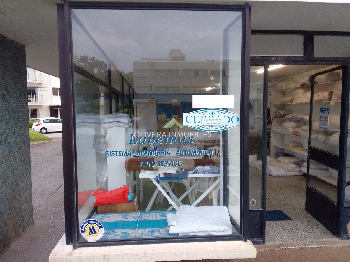 Local Comercial ID.9387 - Lavadero Funcionando en Punta del Este