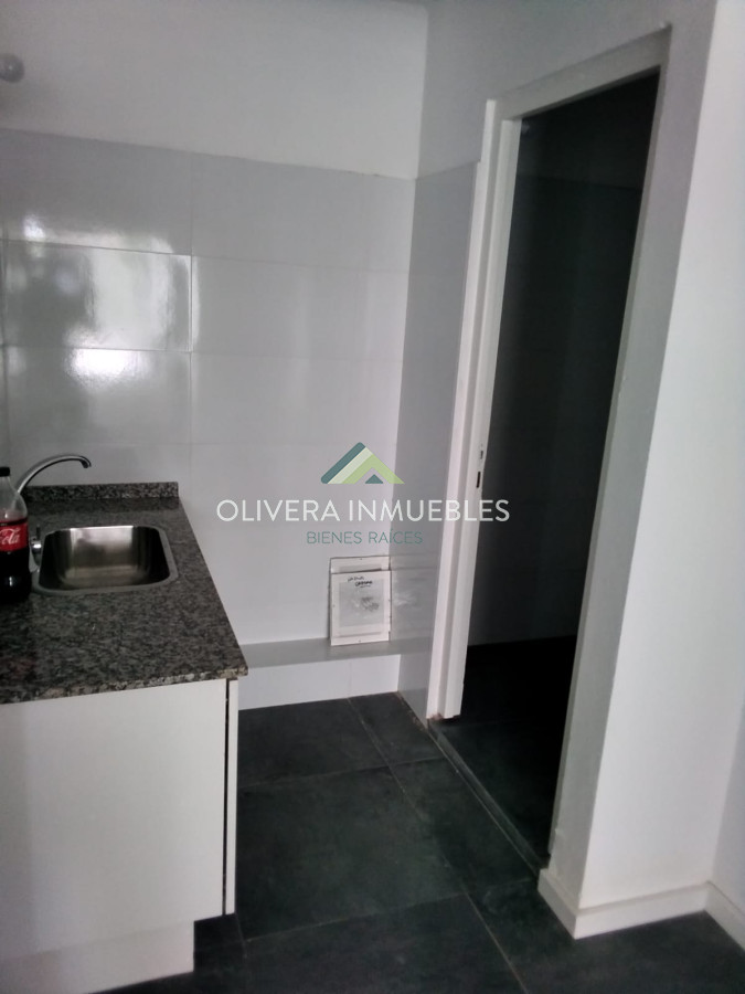 Local Comercial ID.6220 - Local En Maldonado -  Sobre Joaquin de Viana.