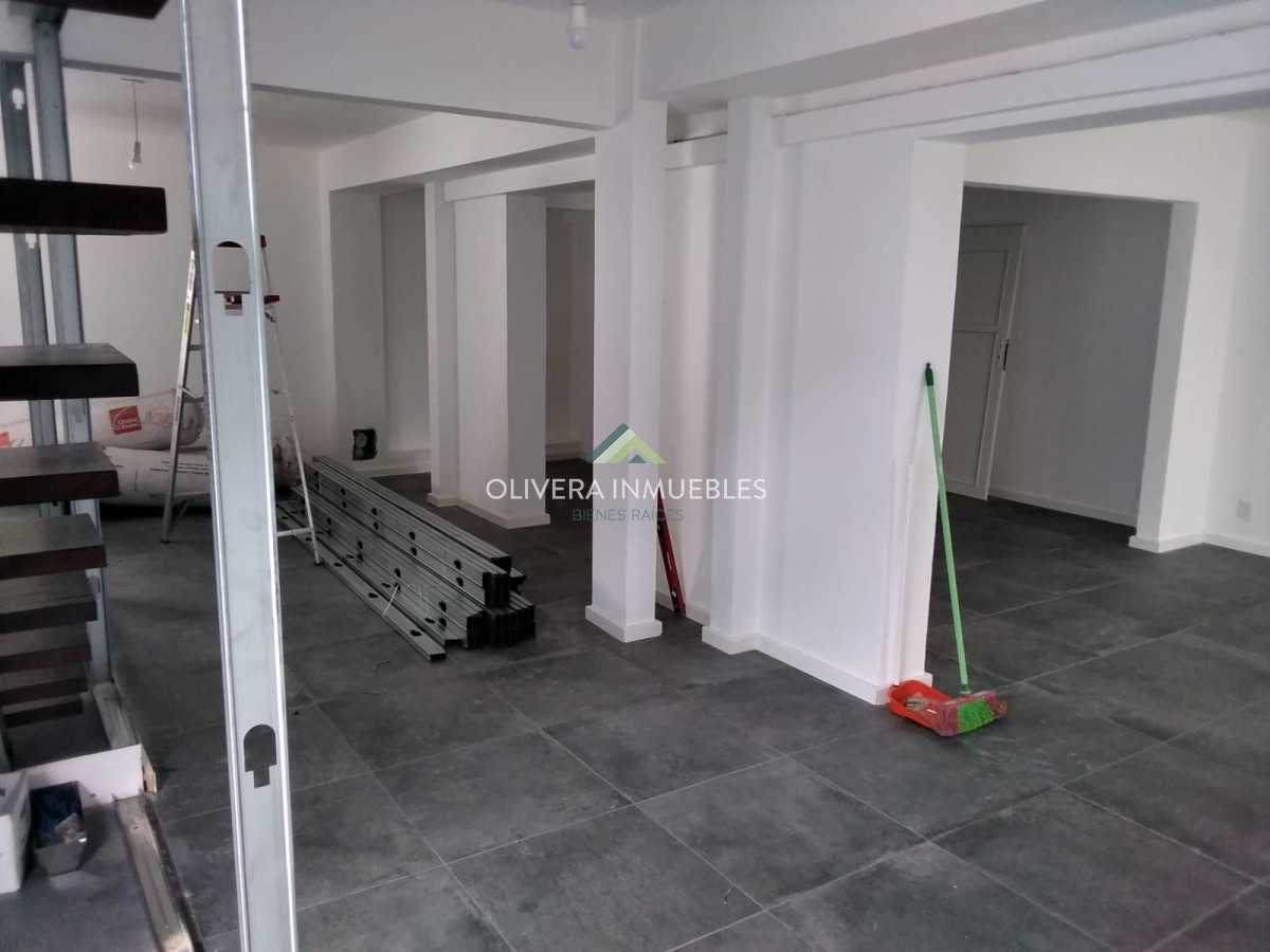 Local Comercial ID.6220 - Local En Maldonado -  Sobre Joaquin de Viana.