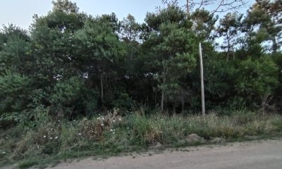 Vneta de Terreno en venta en Ocean Park, se financia.