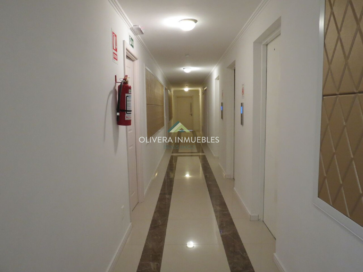 Apartamento ID.5439 - Apartamento en venta de 1 dormitorio en edificio Place Lafayette