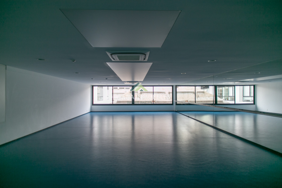 Apartamento ID.10528 - Venta de apartamentos de 2 dormitorios, en excelente ubicación, 