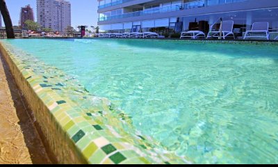 Apartamento en venta en Punta del Este, sobre la Avenida Roosvelt en Edificio Gala Vista
