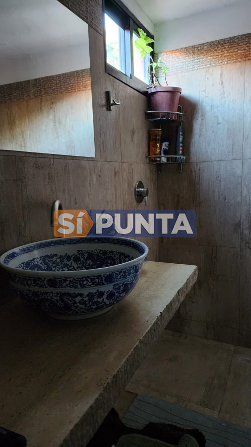 Chacra ID.13736 - OPORTUNIDAD !!!!  VENDO CHACRA DE 14 HAS QUE YA NO SE ENCUENTRAN EN LA ZONA . CANCHA DE POLO , PICADERO Y CABALLERIZAS 