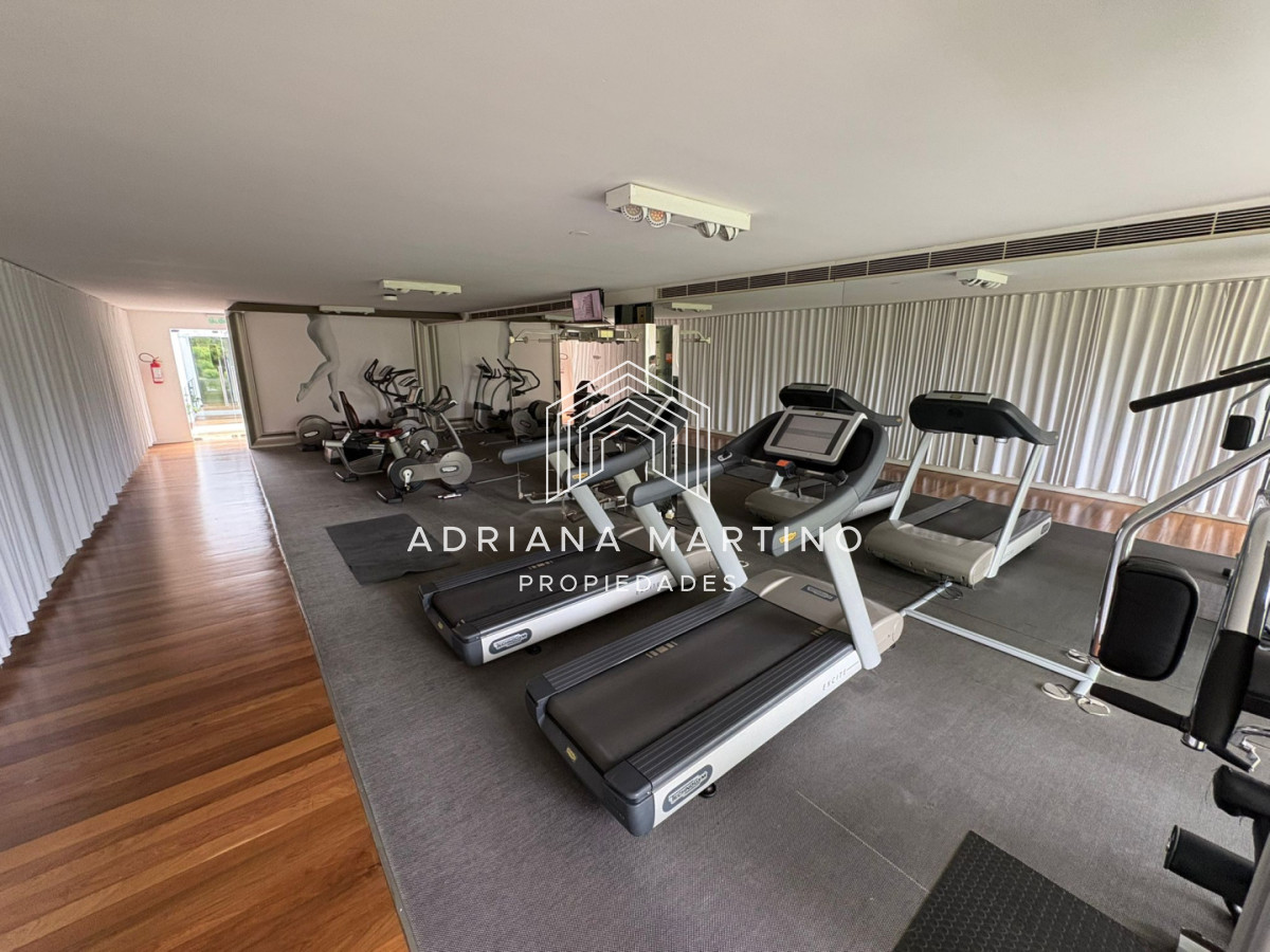 Apartamento ID.71647 -  Vendo Apto En Torre Yoo de 1 1/2 dormitorio Excelente Estado . Una Torre Con Todas Las Amenidades . No Deje De Perder Esta Oportunidad