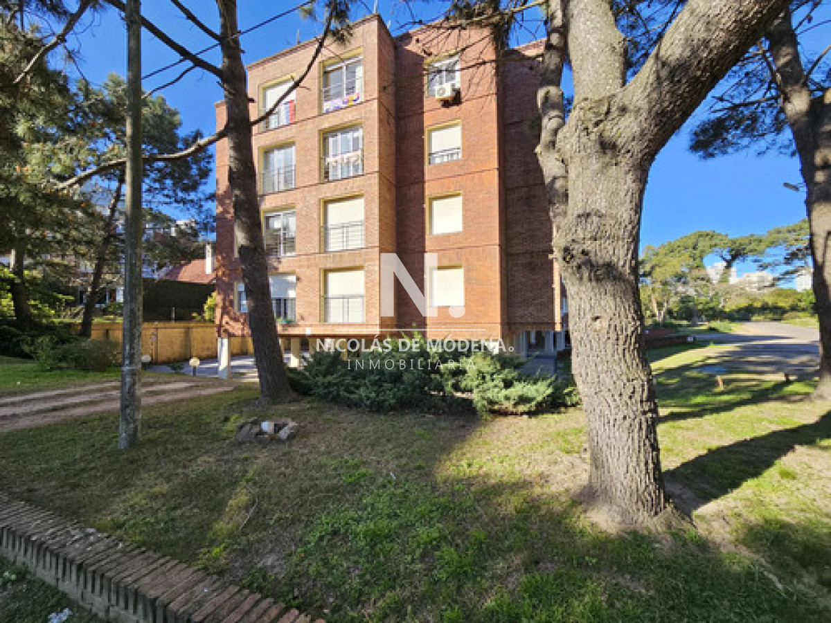Apartamento en Edificio Ibirapitá - Aidy Grill, Punta del Este - NDM29376A
