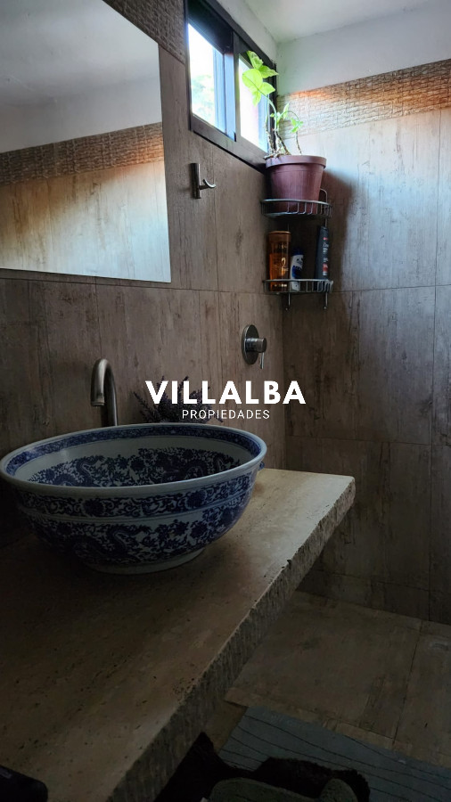 Chacra ID.4071 - LUGAR DE ENSUEÑO !!!!  VENDO CHACRA DE 14 HAS QUE YA NO SE ENCUENTRAN EN LA ZONA . CANCHA DE POLO , PICADERO Y CABALLERIZAS 