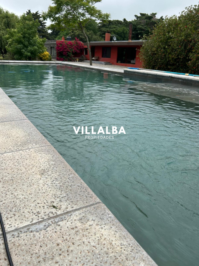 Chacra ID.4071 - LUGAR DE ENSUEÑO !!!!  VENDO CHACRA DE 14 HAS QUE YA NO SE ENCUENTRAN EN LA ZONA . CANCHA DE POLO , PICADERO Y CABALLERIZAS 