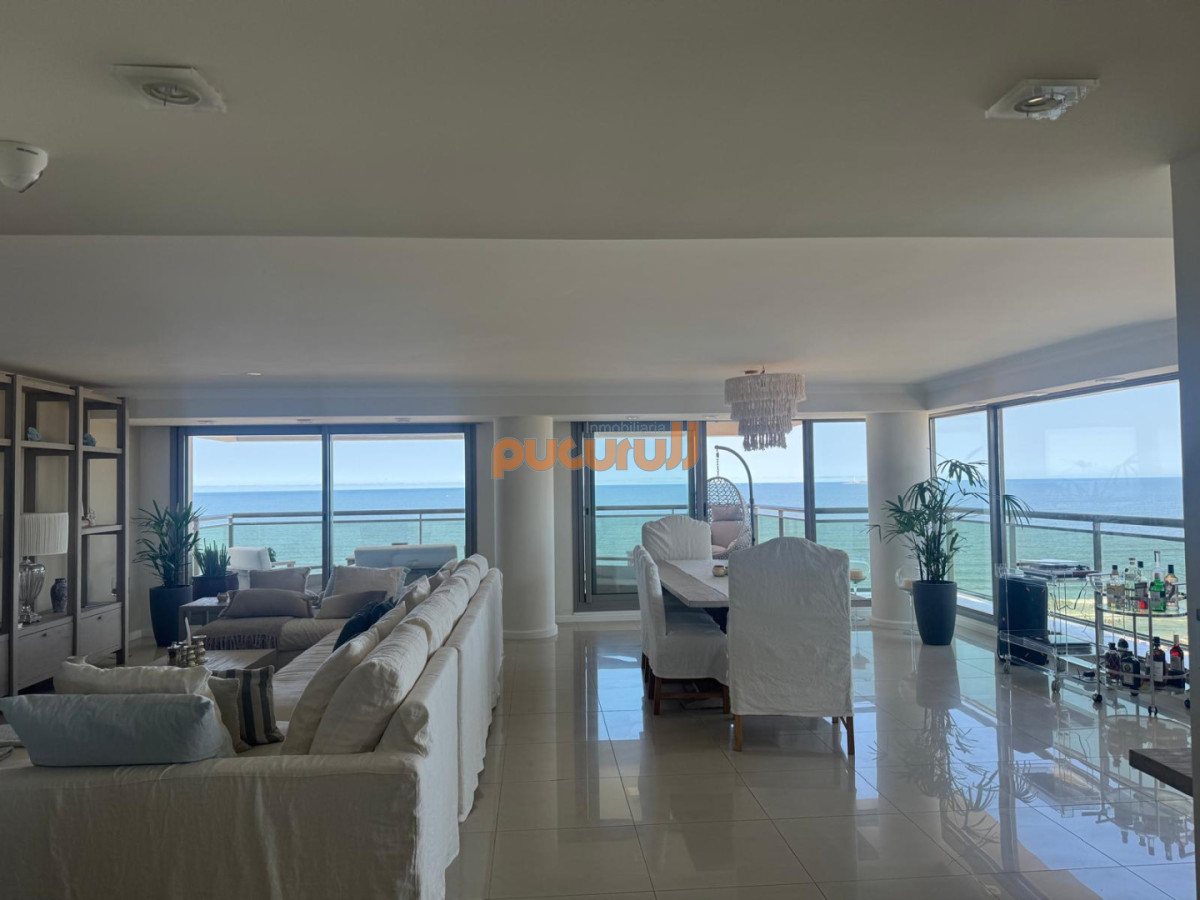 Apartamento ID.2496 - Torre Imperiale Exclusivo Apartamento de Gran Categoría con 4 Dormitorios, Servicio y 6 Baños