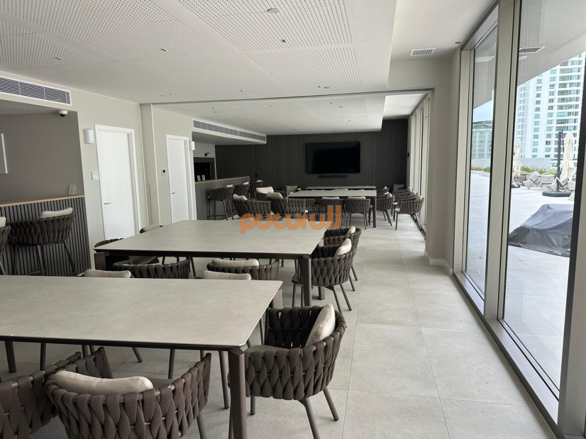 Apartamento ID.2487 - APARTAMENTO TORRE TRUMP 2 DORM. Y 3 BAÑOS 