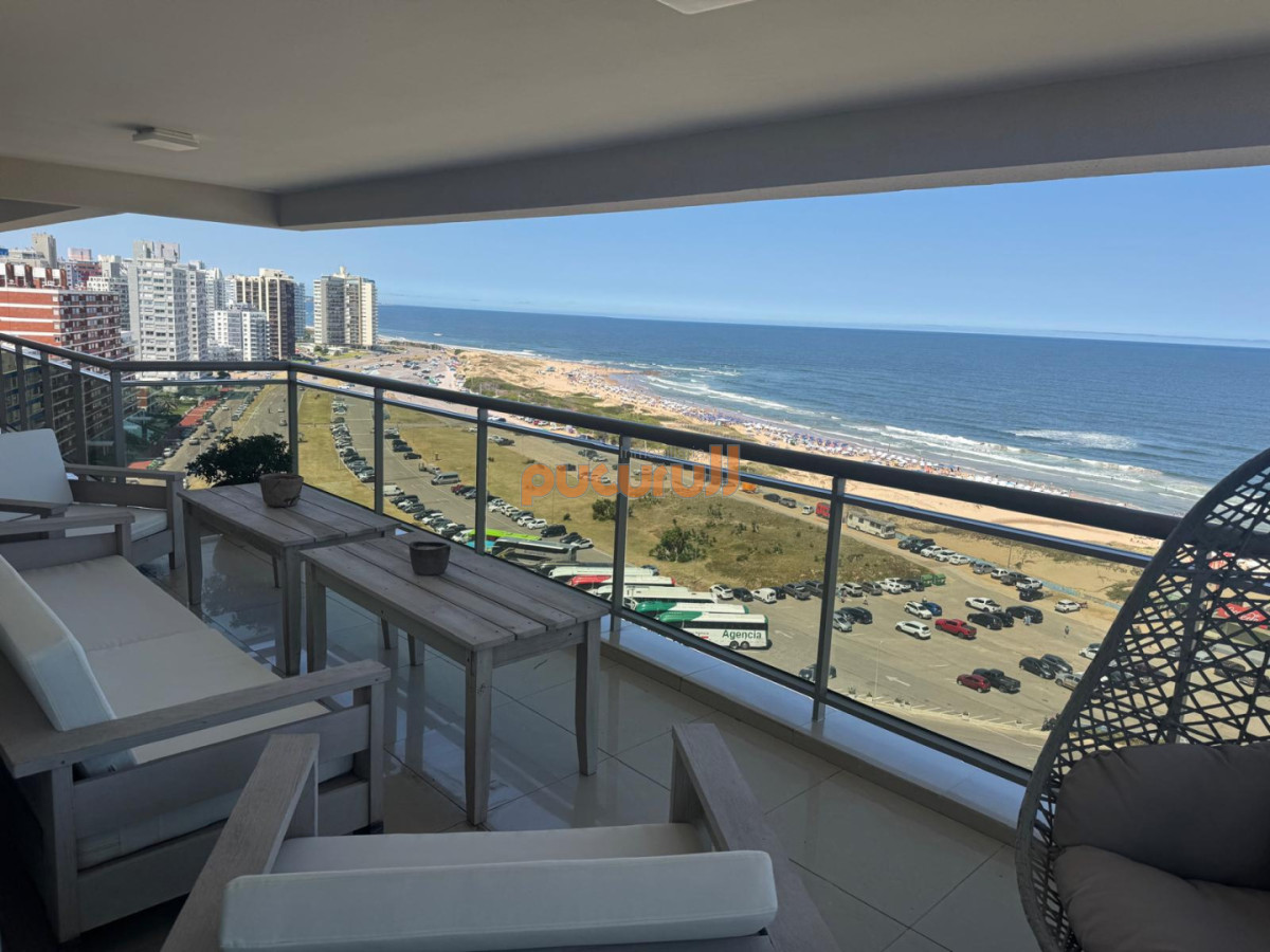 Apartamento ID.2496 - Torre Imperiale Exclusivo Apartamento de Gran Categoría con 4 Dormitorios, Servicio y 6 Baños