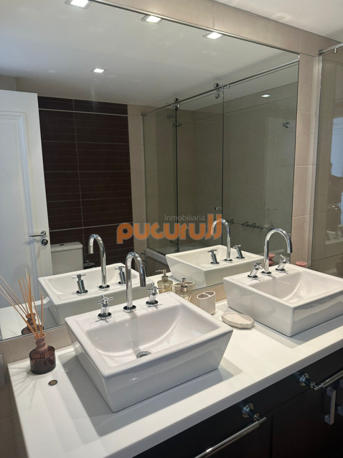 Apartamento ID.2496 - Torre Imperiale Exclusivo Apartamento de Gran Categoría con 4 Dormitorios, Servicio y 6 Baños