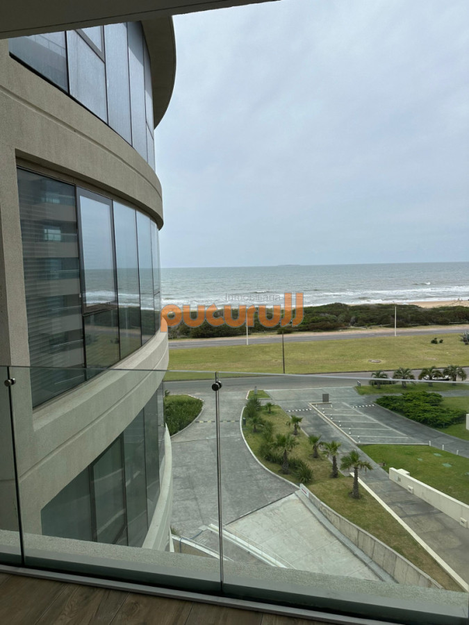 Apartamento ID.2487 - APARTAMENTO TORRE TRUMP 2 DORM. Y 3 BAÑOS 