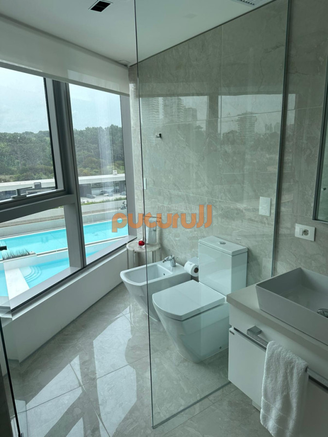 Apartamento ID.2487 - APARTAMENTO TORRE TRUMP 2 DORM. Y 3 BAÑOS 