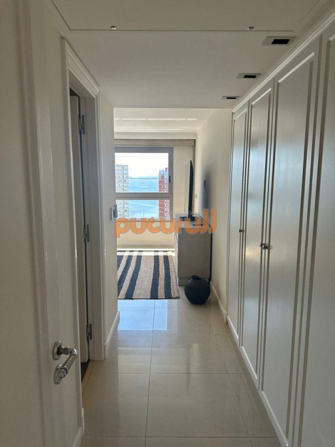 Apartamento ID.2496 - Torre Imperiale Exclusivo Apartamento de Gran Categoría con 4 Dormitorios, Servicio y 6 Baños