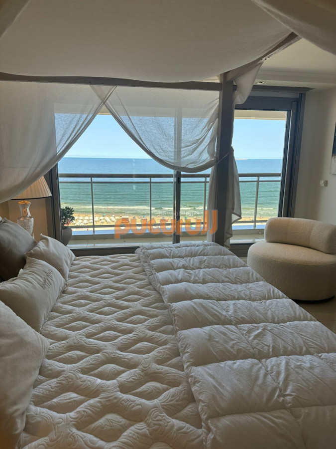 Apartamento ID.2496 - Torre Imperiale Exclusivo Apartamento de Gran Categoría con 4 Dormitorios, Servicio y 6 Baños