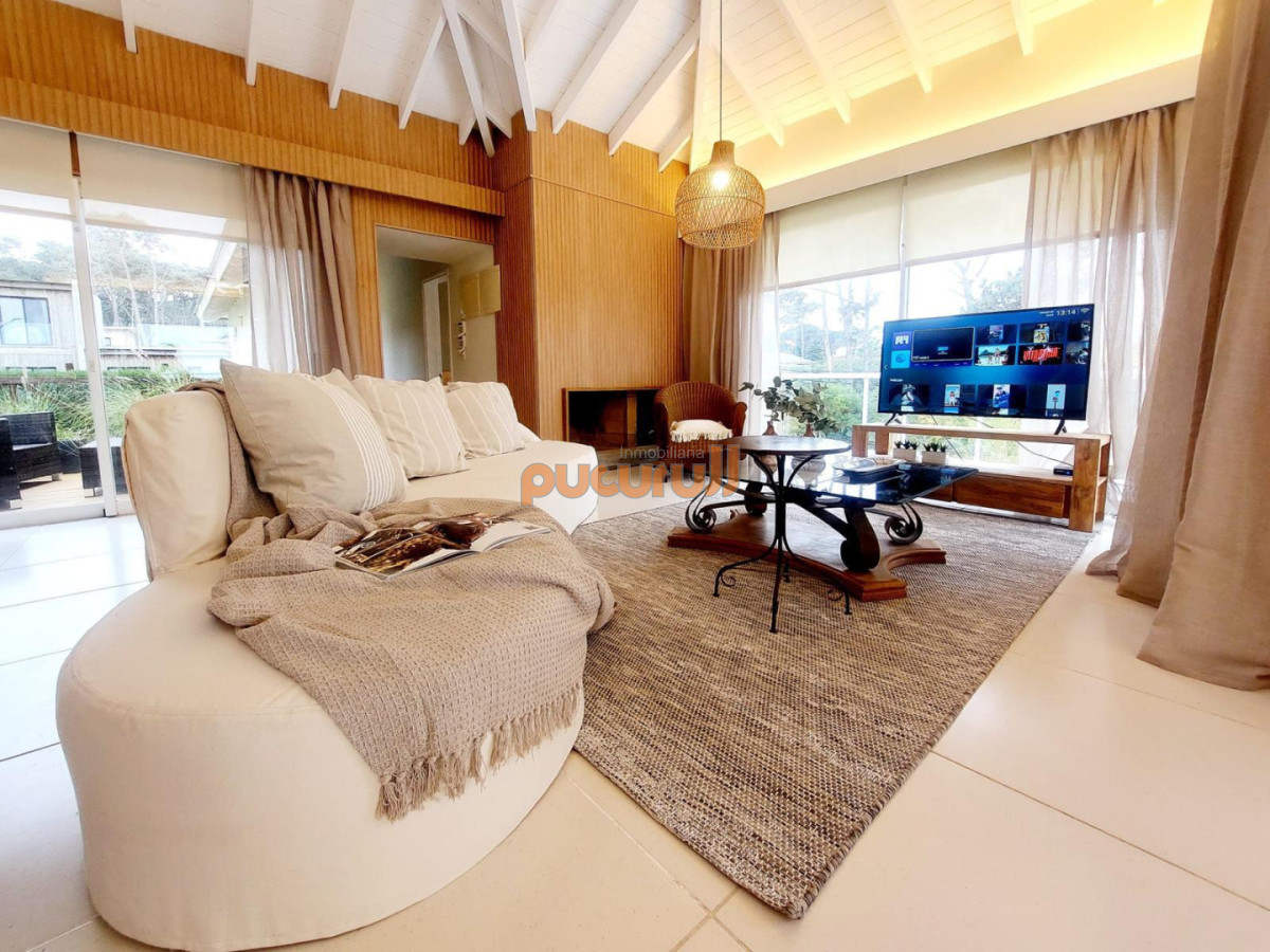 Casa ID.2666 - EXCEPCIONAL CASA EN MONTOYA ESTILO CONTEMPORANEO A ESCASOS METROS DEL MAR 